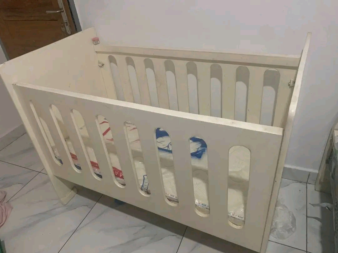 🔥📢 BRADERIE BERCEAU DE BÉBÉ+ MATELAS CIL (neuf)  ! 🔥