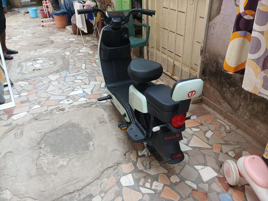 🚲 À VENDRE : Vélo Électrique (Quasiment Neuf)